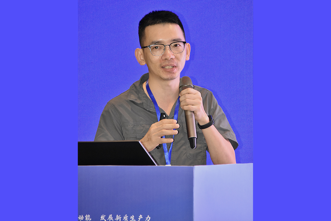 2024中国电子新材料产业创新发展(百色)大会暨中国固态电池产学研技术交流会顺利召开(图15)